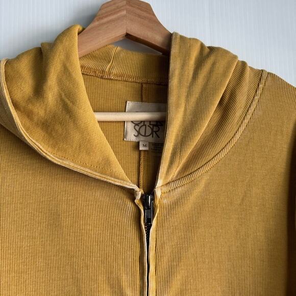 Chaser full zip long sleeve hooded top size medium mustard yellow - Picture 3 of 8